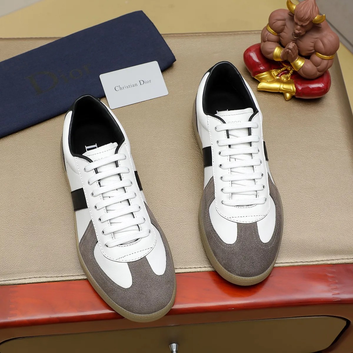 Men's clothing and shoes 💰540 💰🔥[Dior] High-end top-notch 🔝 purchasing agent 🔍🔍The latest 🇺🇸 counters are on sale simultaneously, original Italian calfskin (high-end, extravagance, and grade) with exquisite workmanship (cowhide Inner lining) Sole: Original sole provided by the original factory ⚠️Outsole. Comfortable, wear-resistant, non-slip, real-life photo🎬The real thing is more beautiful🔍Color: 4 colors available💕💕Number of yards: 39-44...